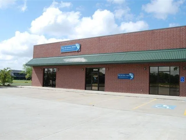 Exterior of Lefort Orthodontics in Lake Charles, Louisiana